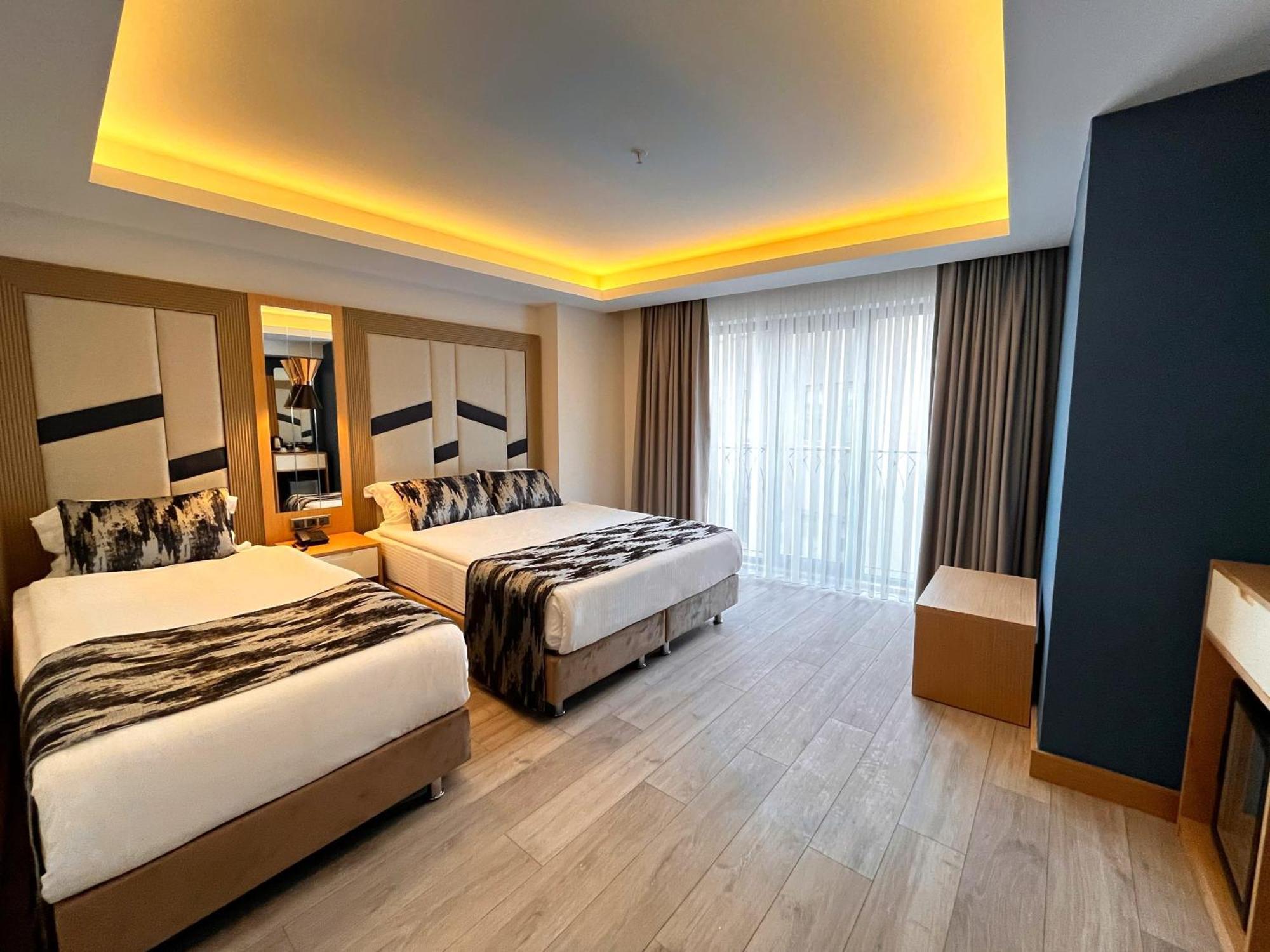 Downtown Sirkeci Hotel Istanboel Buitenkant foto