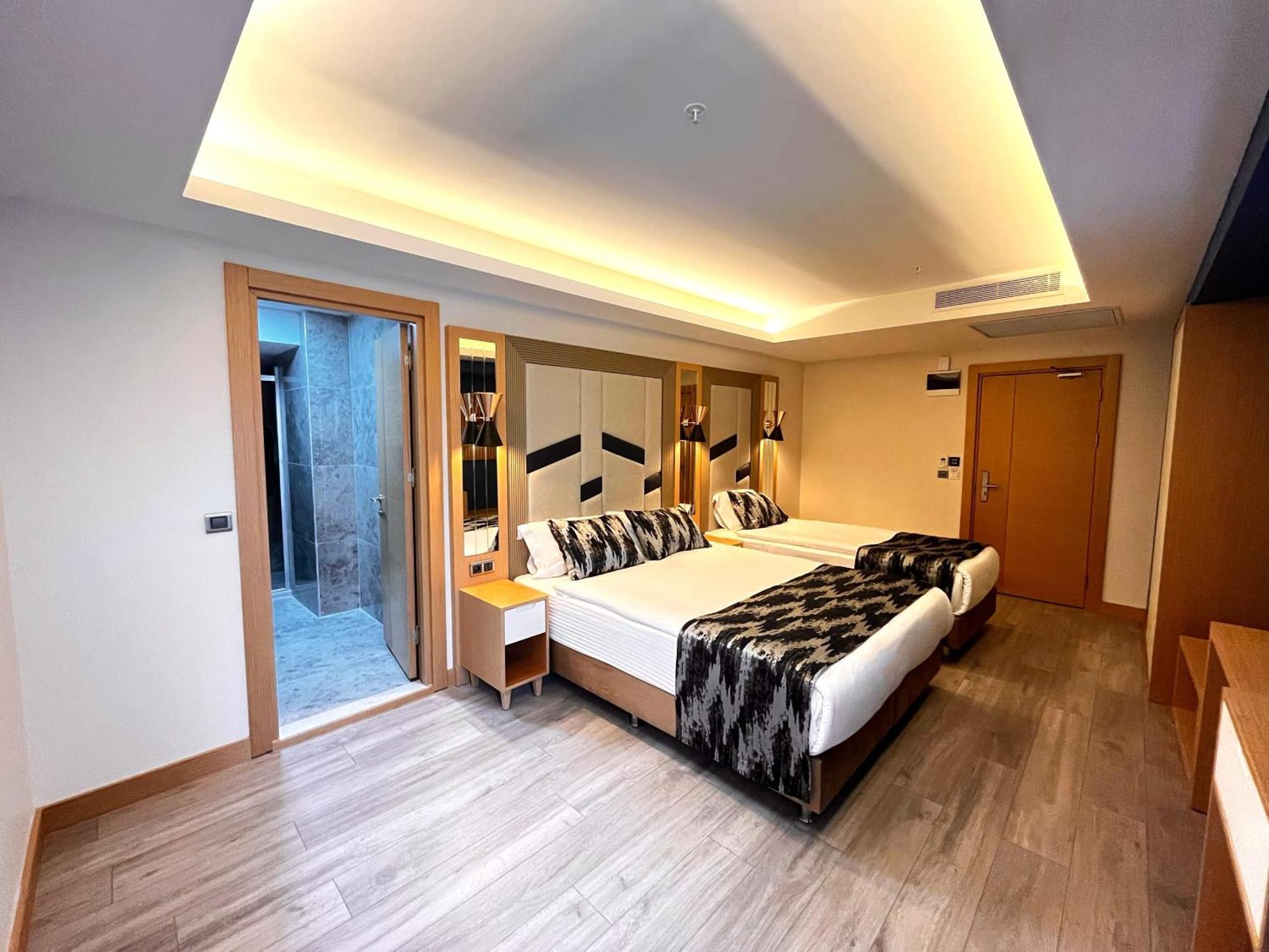 Downtown Sirkeci Hotel Istanboel Buitenkant foto