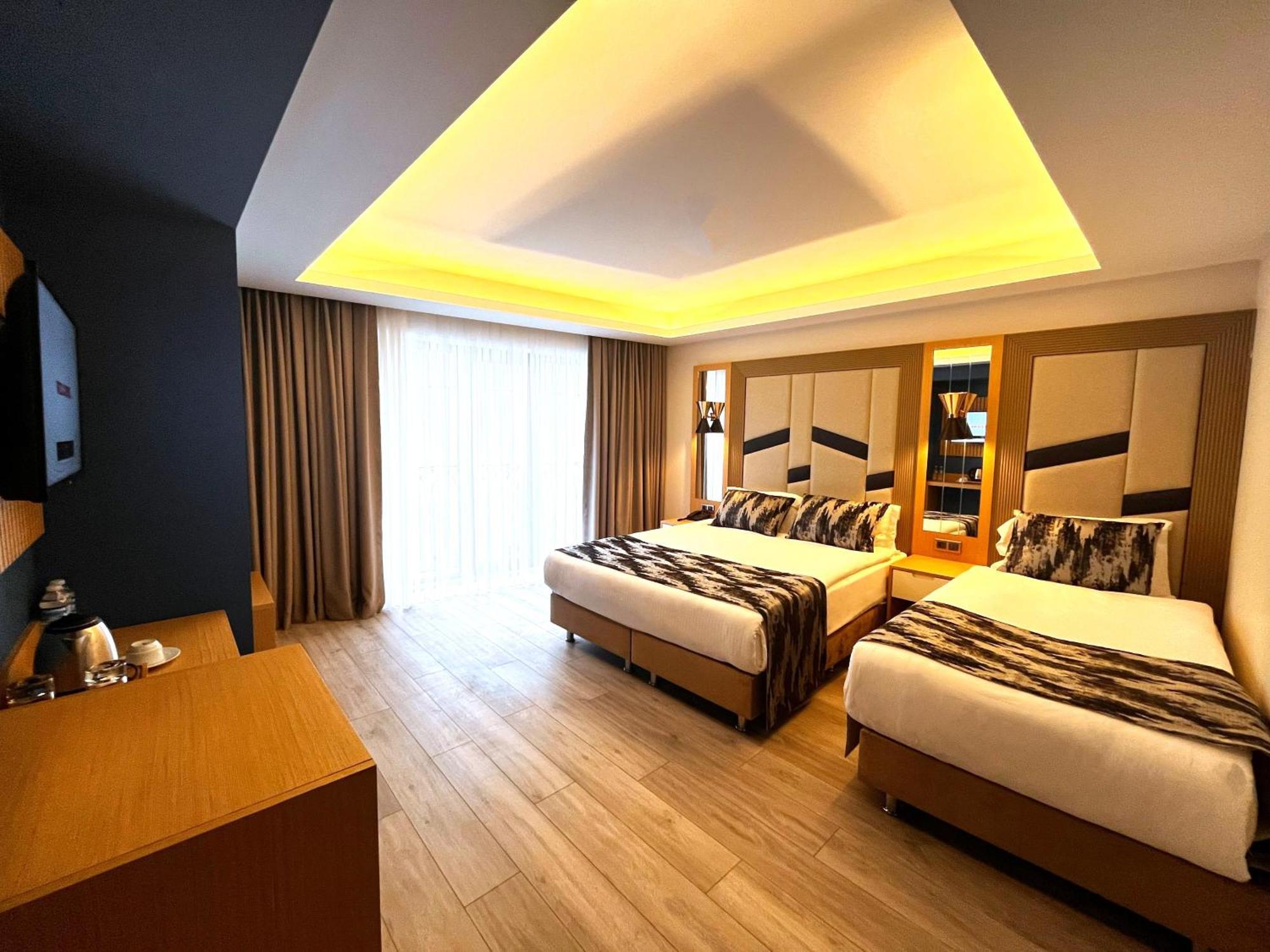 Downtown Sirkeci Hotel Istanboel Buitenkant foto