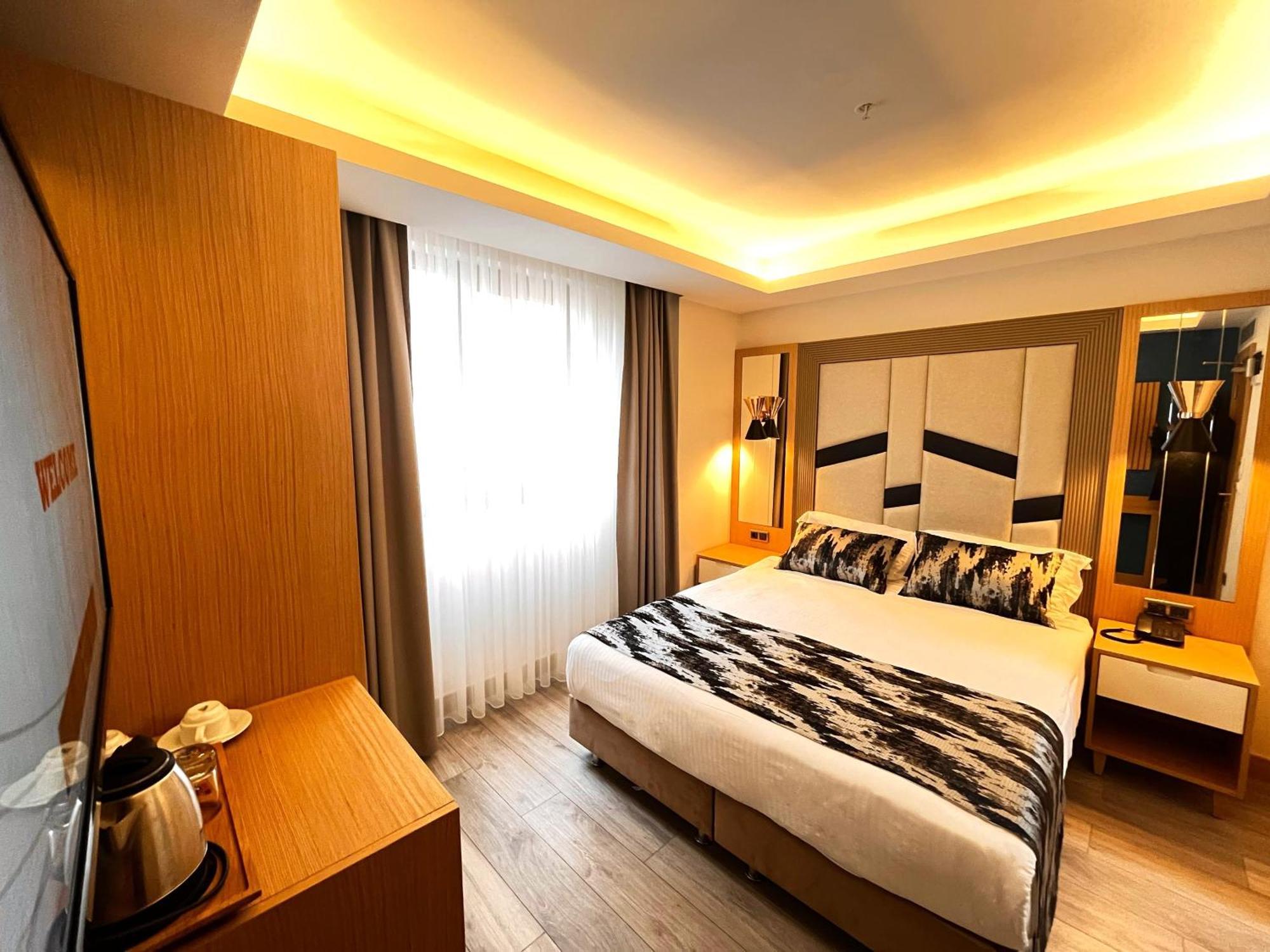 Downtown Sirkeci Hotel Istanboel Buitenkant foto