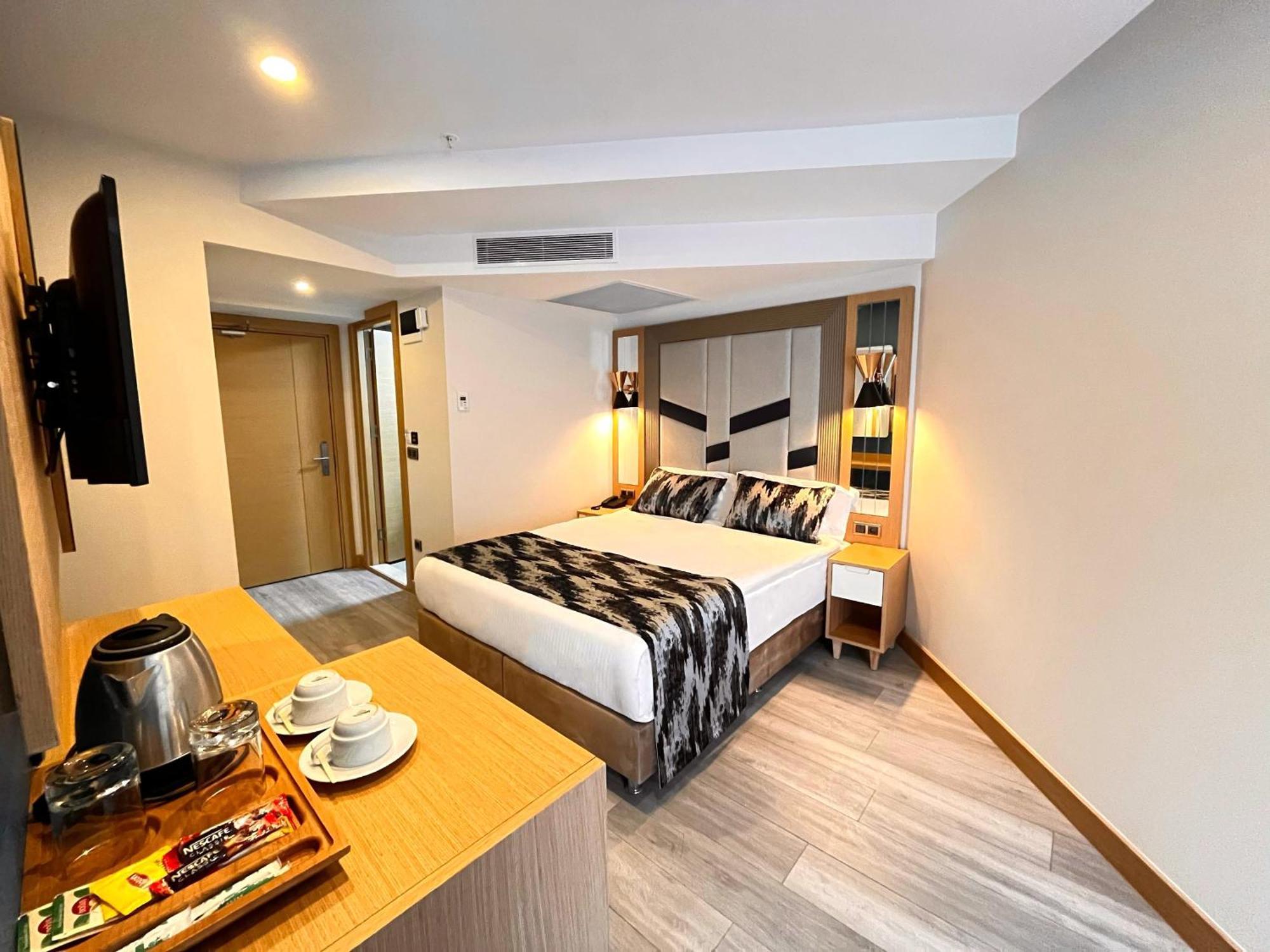 Downtown Sirkeci Hotel Istanboel Buitenkant foto