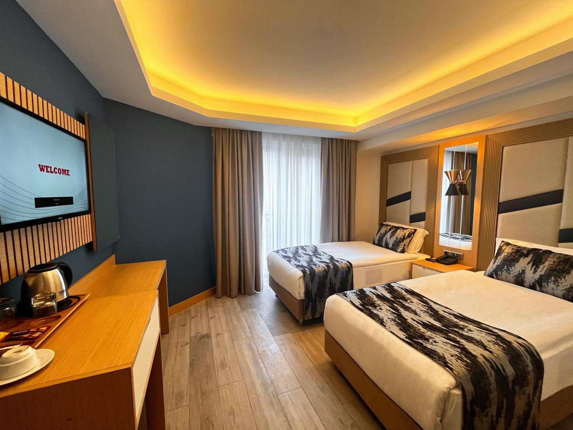 Downtown Sirkeci Hotel Istanboel Buitenkant foto