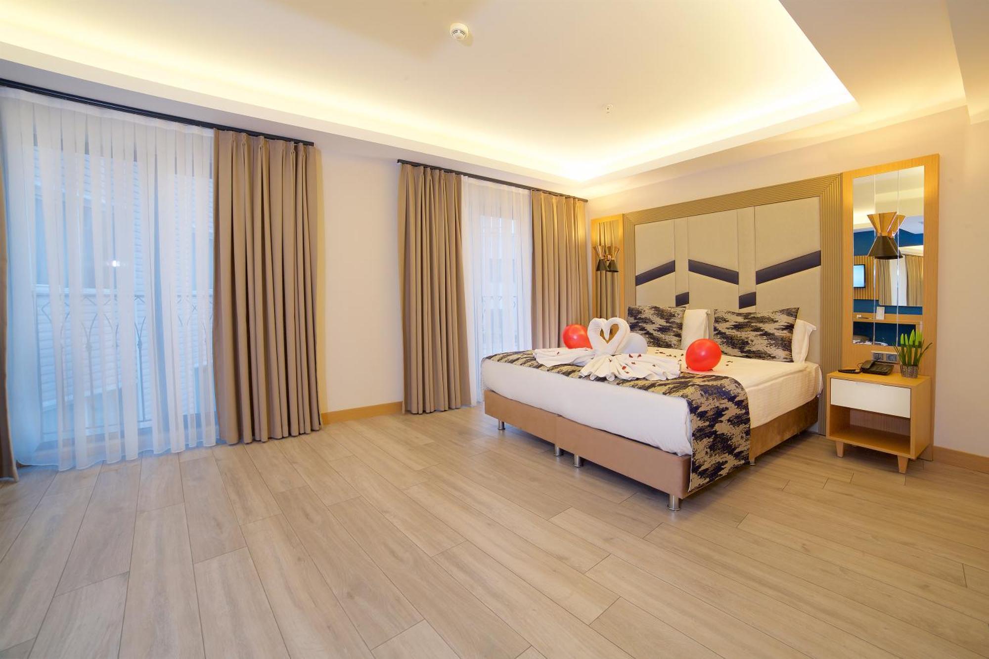 Downtown Sirkeci Hotel Istanboel Buitenkant foto